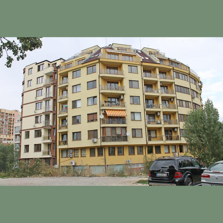 Flora Apartment Centrum Sofia Exteriör bild