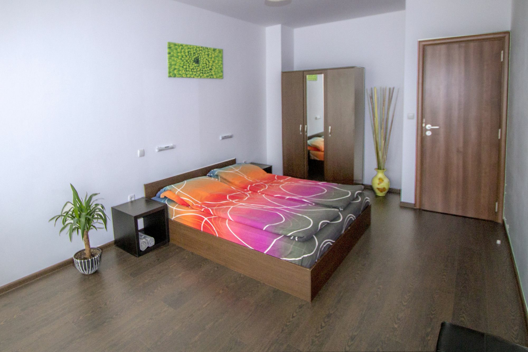 Flora Apartment Centrum Sofia Exteriör bild